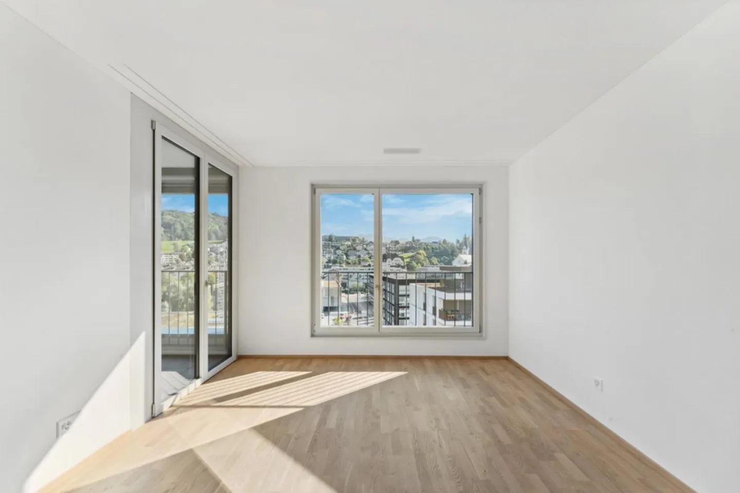 MOYO - Appartement moderne en or - Photo 4 sur 8