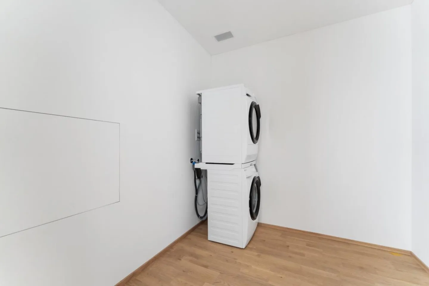 MOYO - Appartement moderne en or - Photo 7 sur 8