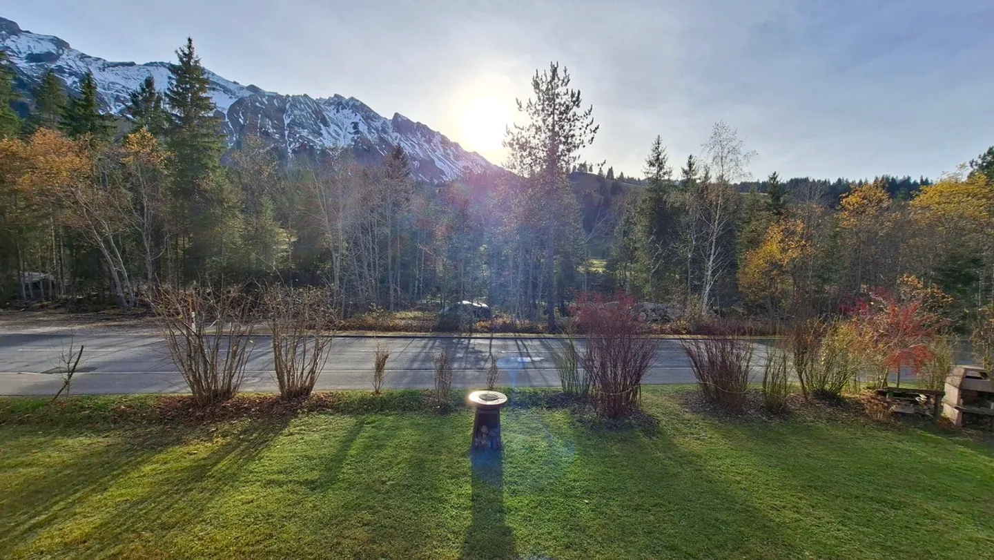 Appartement de vacances moderne et rénové entièrement équipé et meublé - Photo 10 sur 12