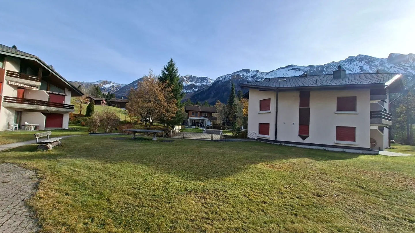 Appartement de vacances moderne et rénové entièrement équipé et meublé - Photo 12 sur 12