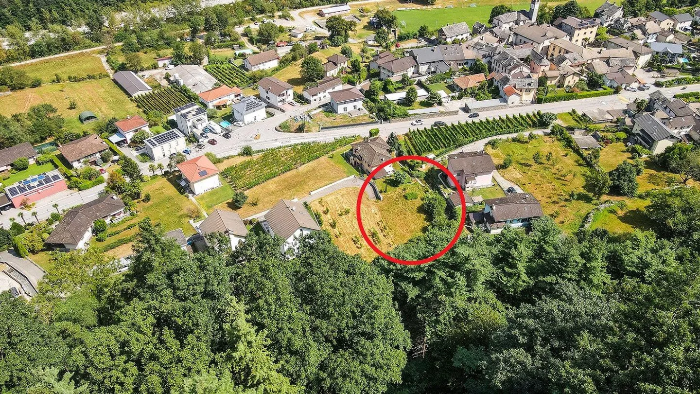 Zone de construction à Centovalli, zone résidentielle - Photo 11 sur 13