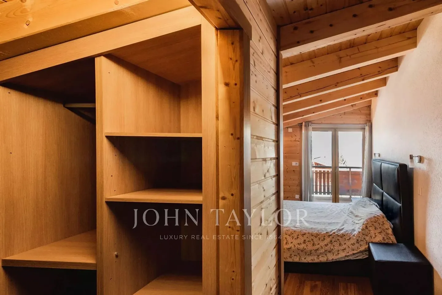 Chalet des superlatifs à Haute-Nendaz, avec jacuzzi et appartement indépendant - Photo 7 sur 12