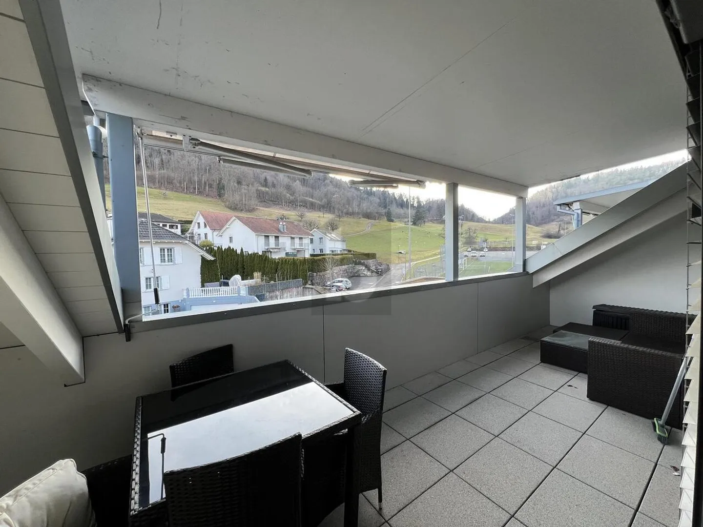 LUXURIOUS, MODERN AND EXCLUSIVE - Photo 3 of 6