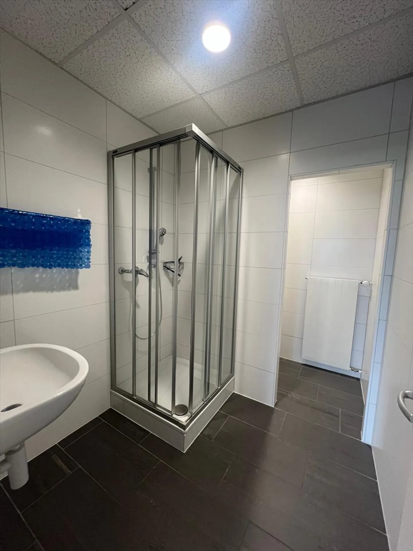 Espace lumineux idéal pour formation ou institut  accès rapide aut... - Photo 2 sur 3