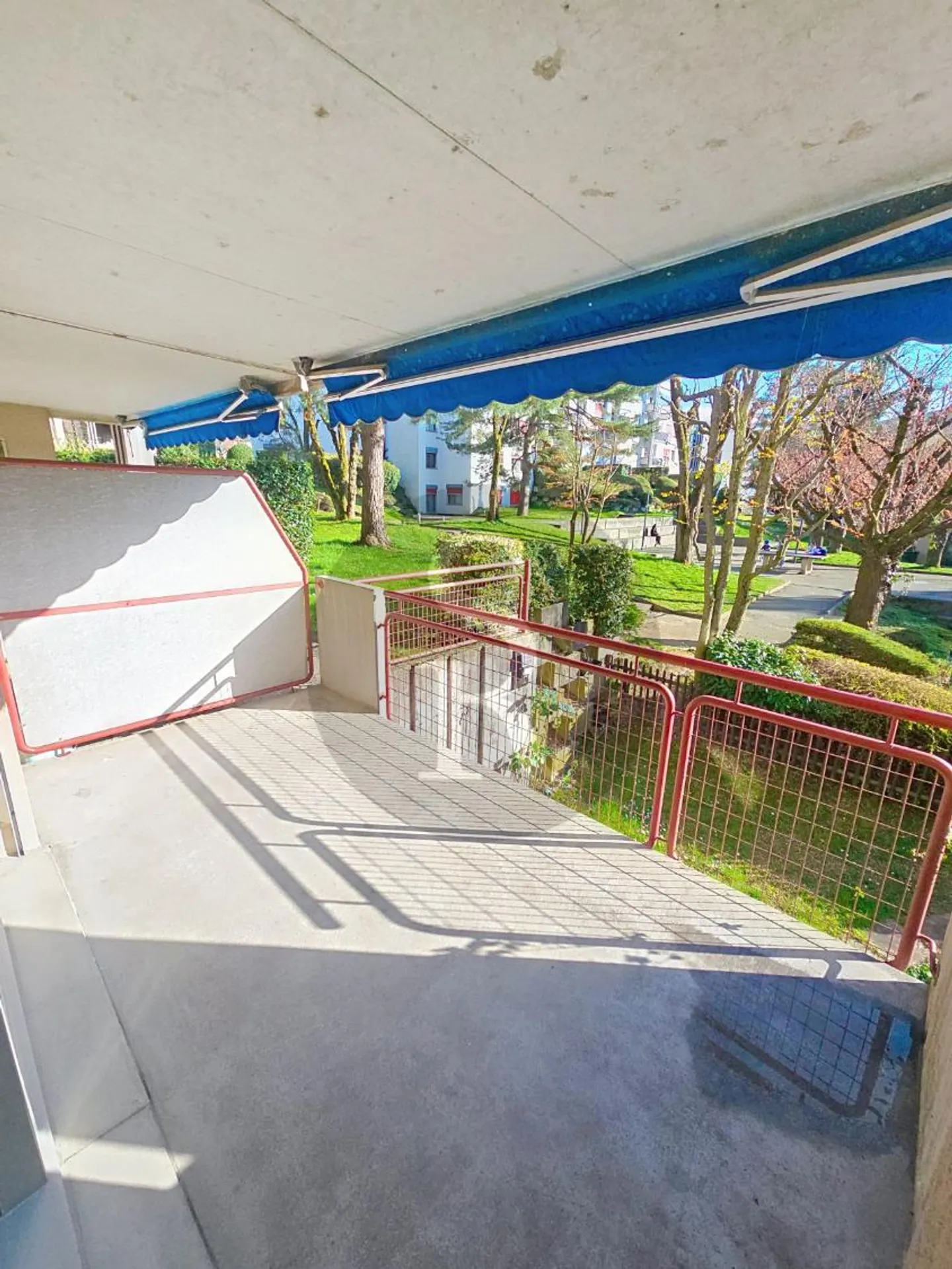 4.5 Room Apartment - Photo 2 of 10