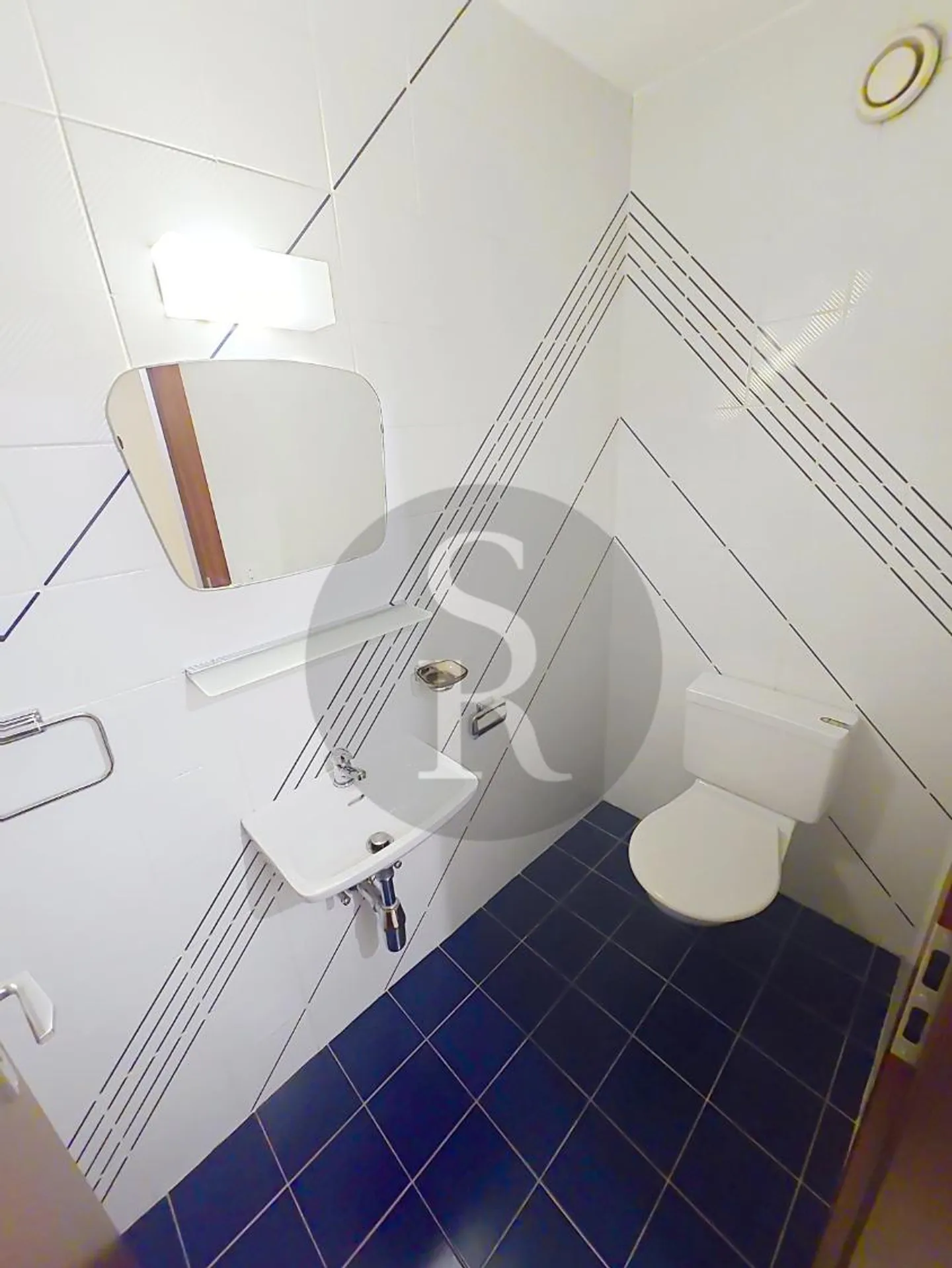 4.5 Room Apartment - Photo 5 of 10