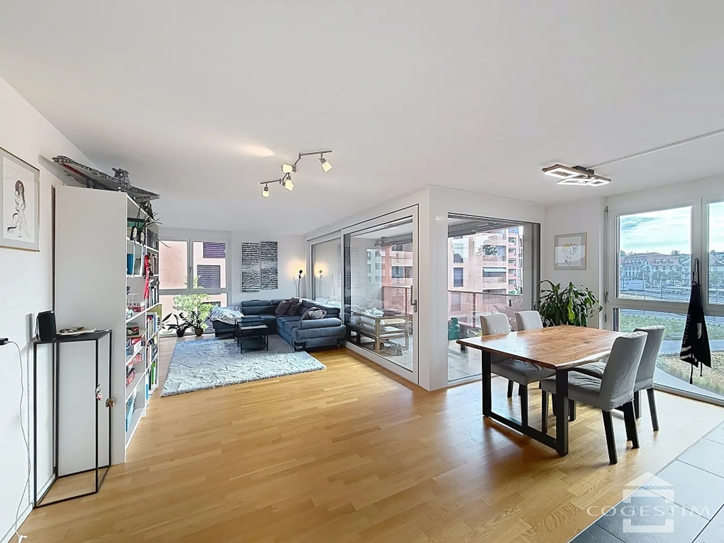 3.5 Room Apartment - Photo 1 of 13