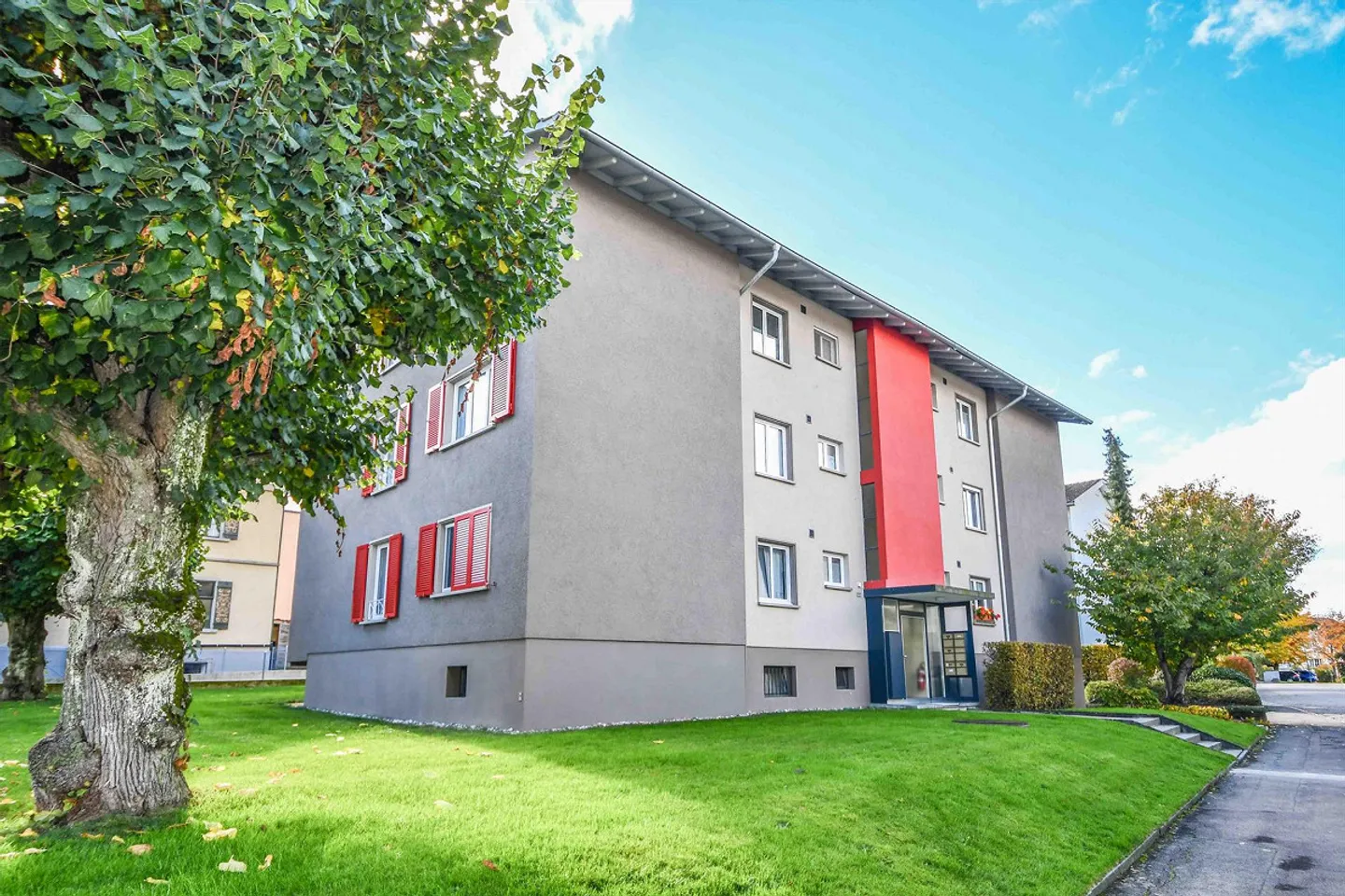 Recentemente ristrutturato & direttamente sul lago - Foto 1 di 2