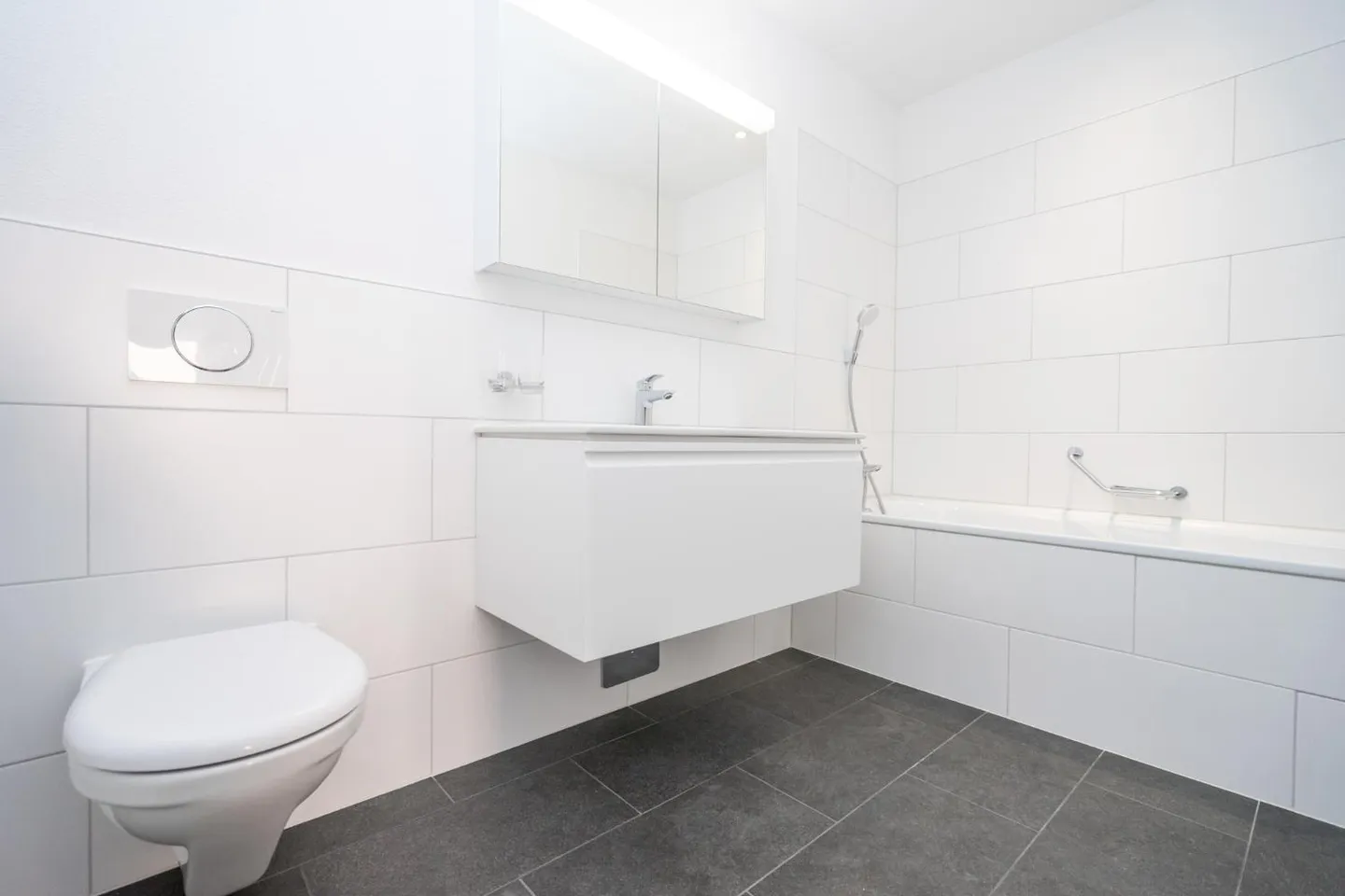 3.5 Room Apartment - Photo 6 of 13