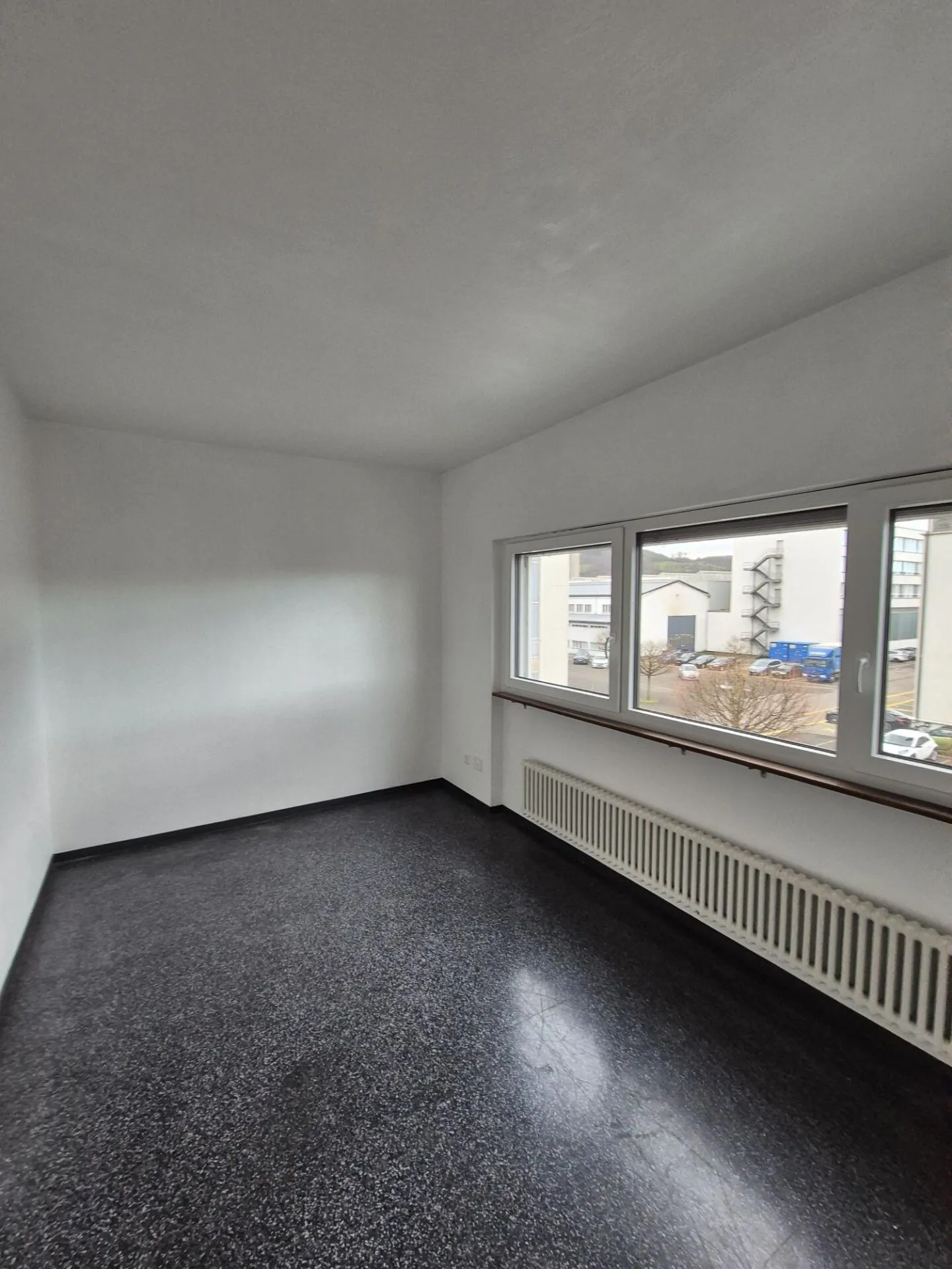 Büro 13m2, 1. OG (Technikum 1) - Foto 3 von 4