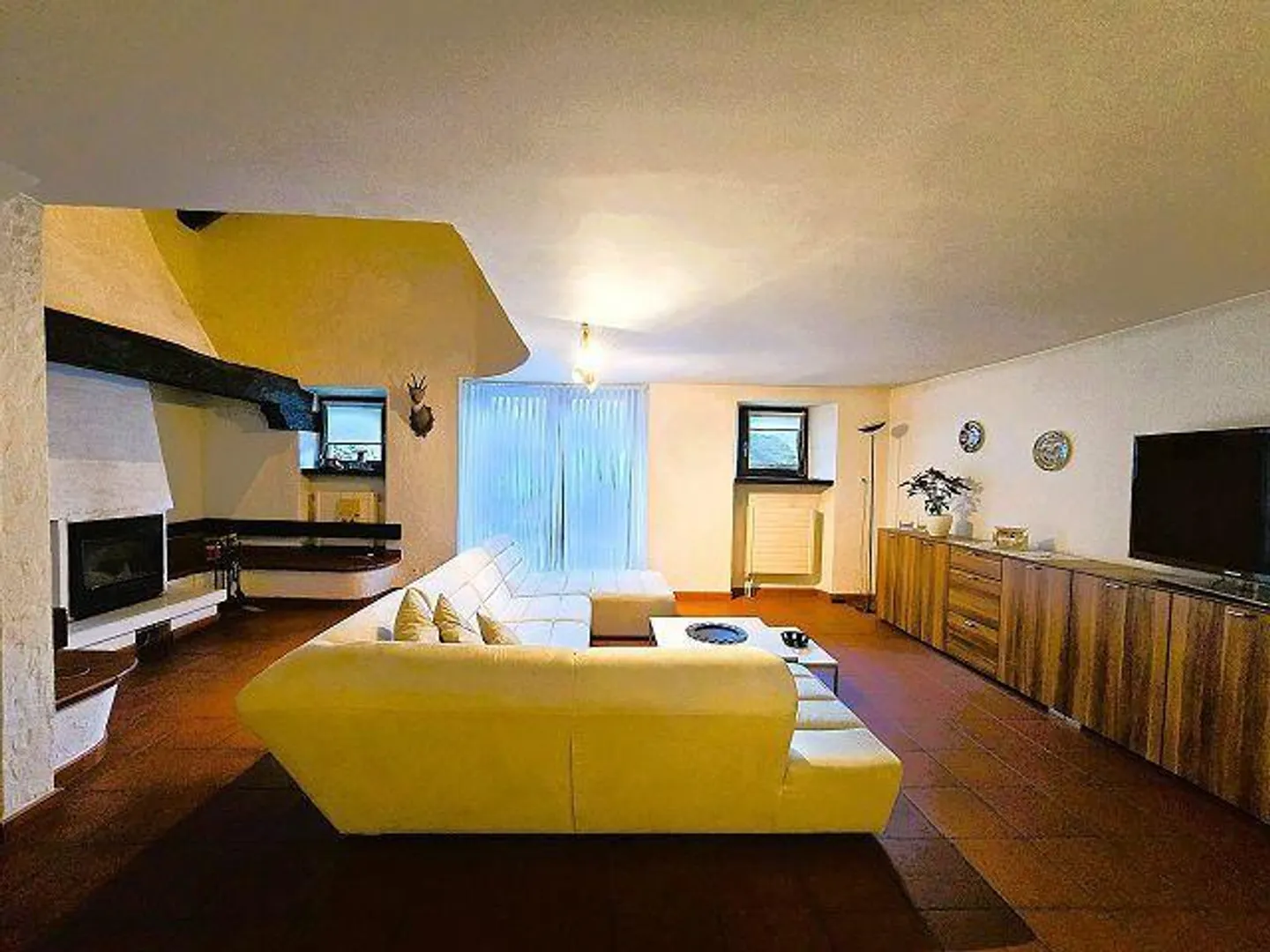 6.5 Room House with Garden and Terrace, Beautiful View, Quiet... - Photo 4 of 38