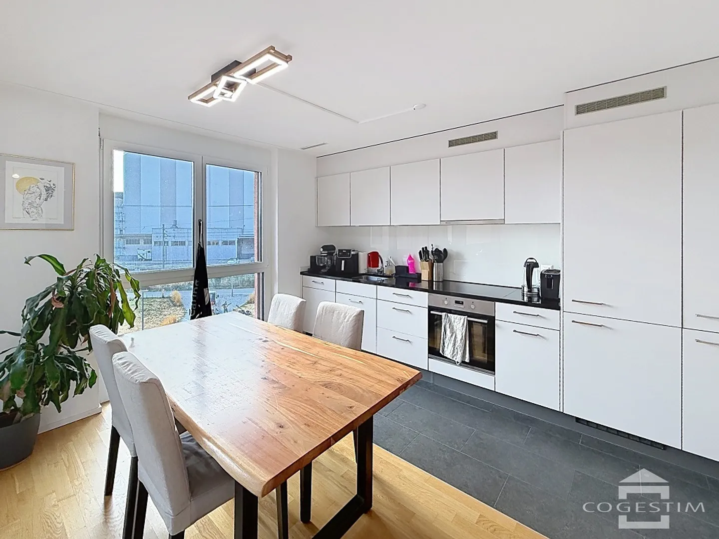 3.5 Room Apartment - Photo 10 of 13