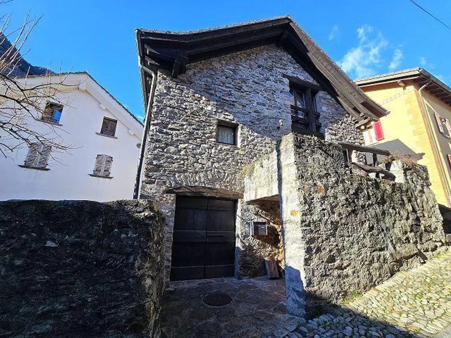 6.5 Room House with Garden and Terrace, Beautiful View, Quiet... - Photo 36 of 38