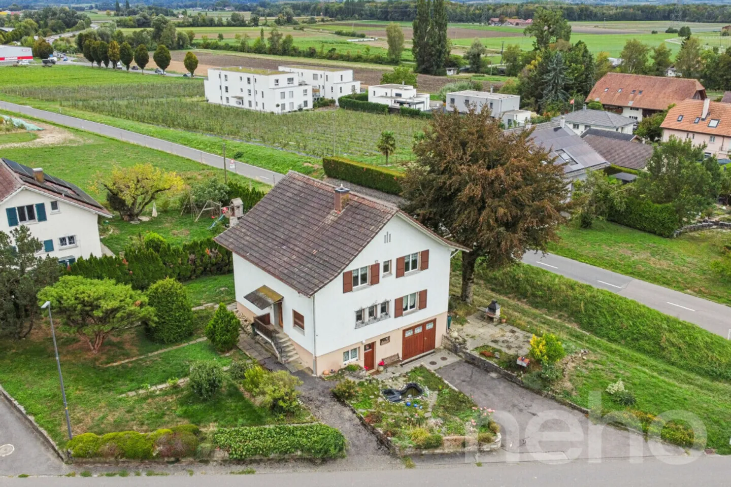 Charmantes Familienhaus mit Garten - Foto 1 von 12