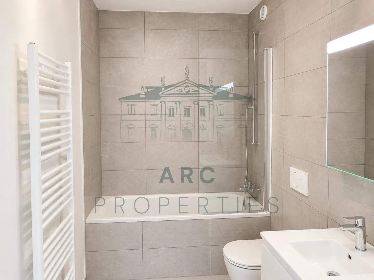 Appartamento 4 locali - Foto 2 di 3