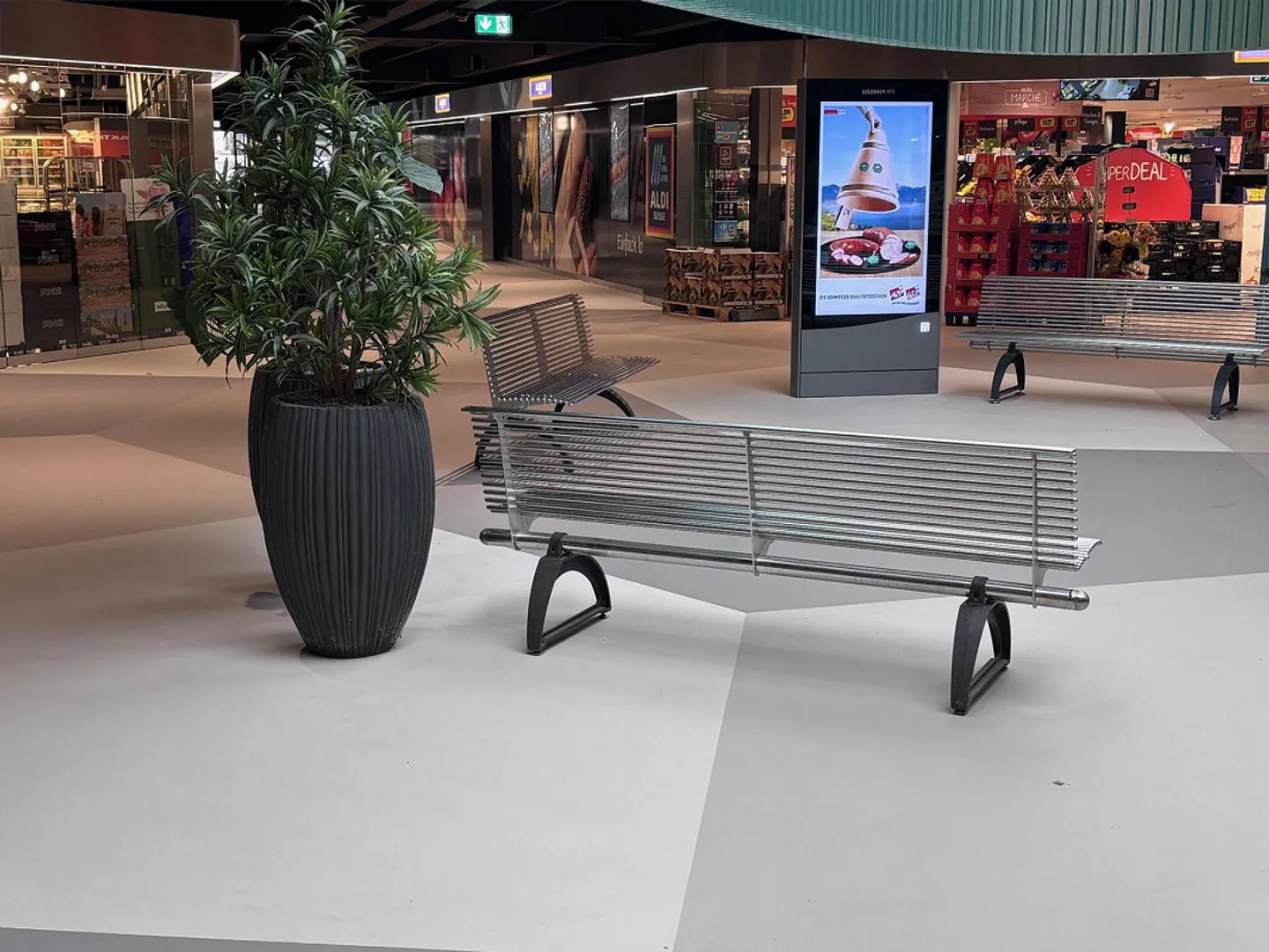 Shopping Center Schönbühl Luzern - l'opportunità per il vostro successo... - Foto 3 di 4