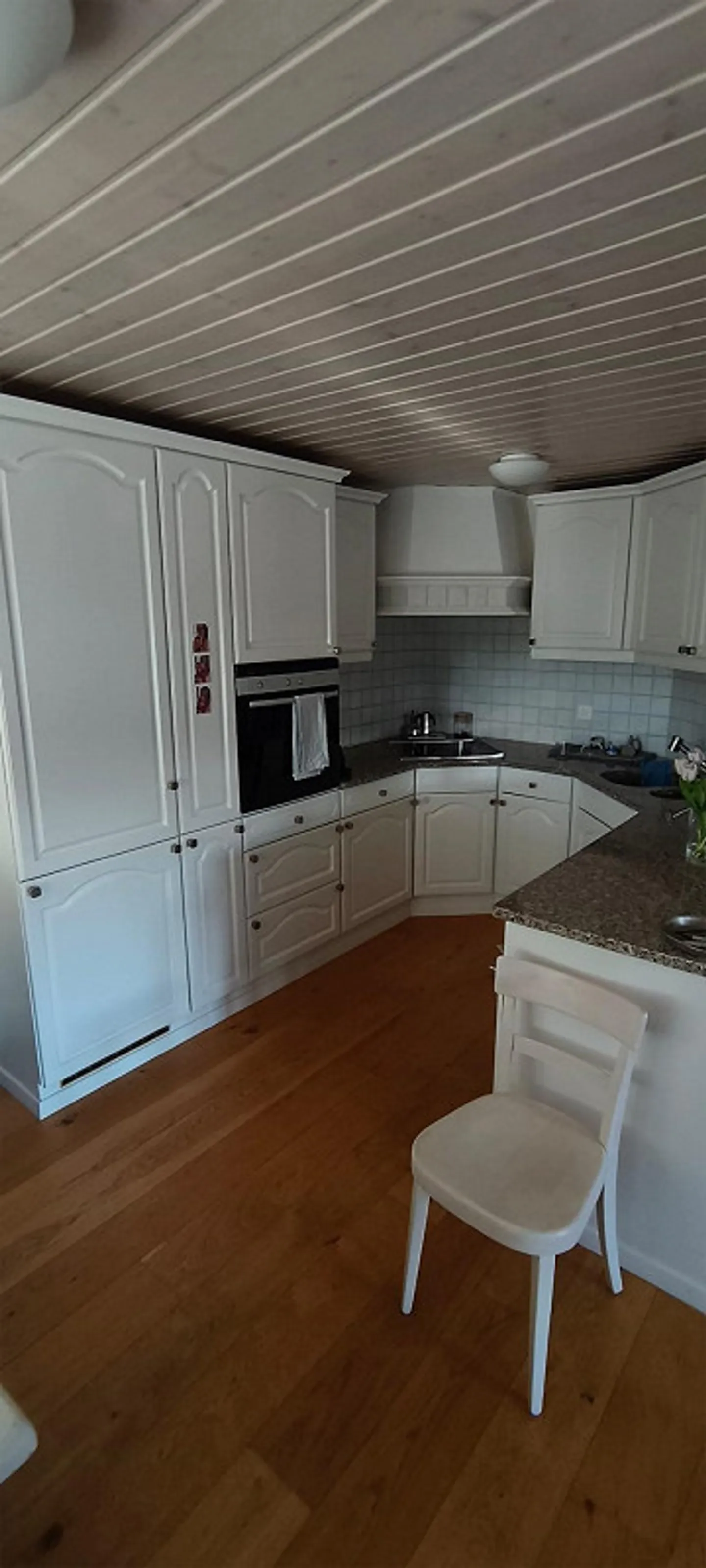 Charming former farmhouse apartment 3.5 rooms - Photo 7 of 16