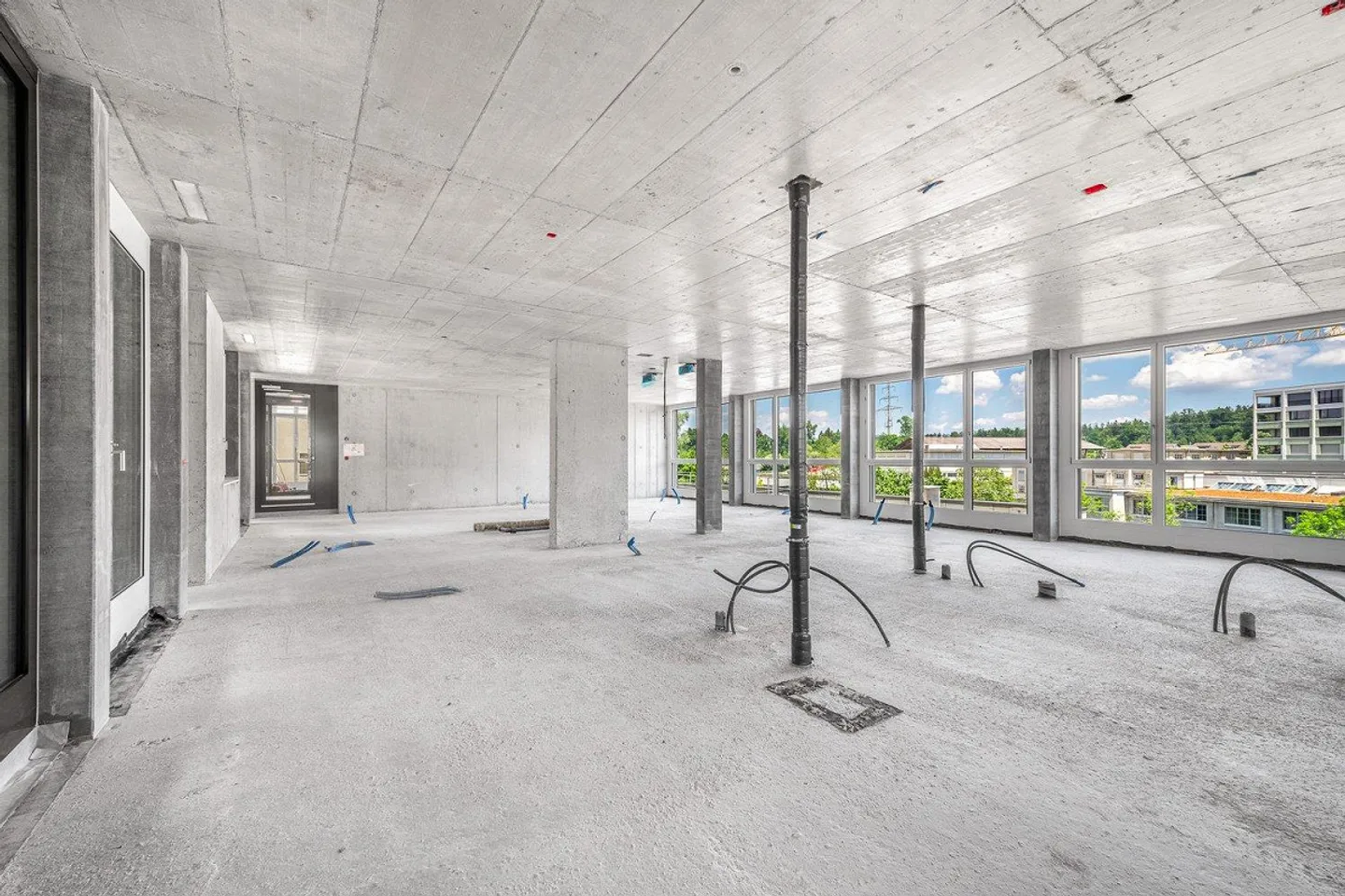 Espace pour des visions - concevez vous-même votre espace commercial ! - Photo 8 sur 9