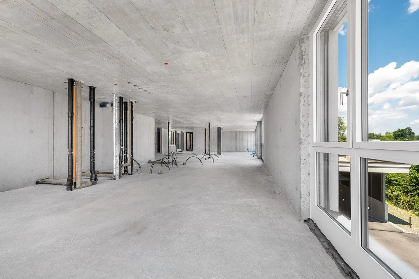 Espace pour des visions - concevez vous-même votre espace commercial ! - Photo 9 sur 9