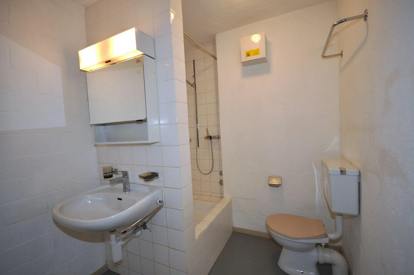 Studio in the center of Muttenz - Photo 3 of 3