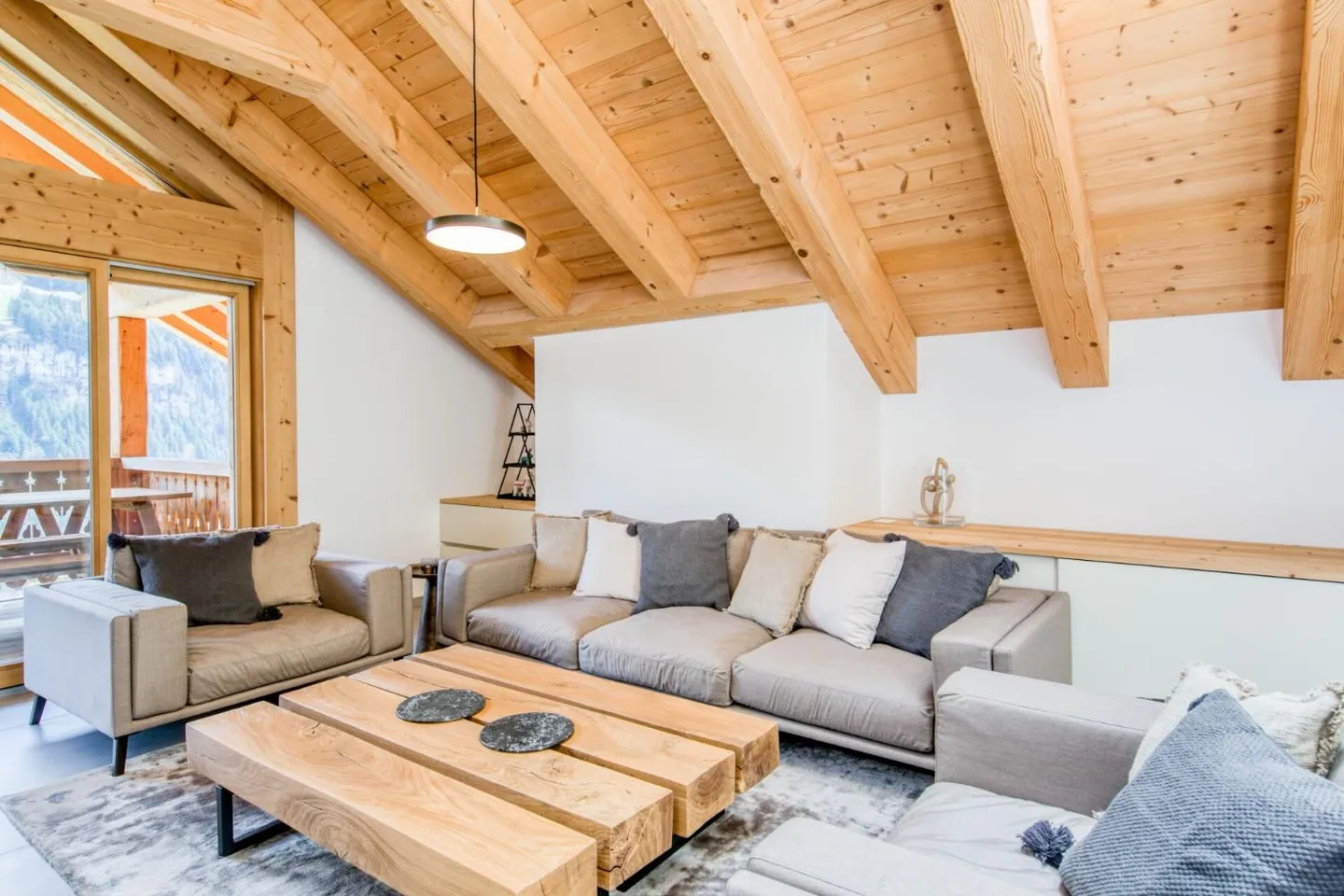 Winter Rental Chalet Montagnier - Photo 3 of 13