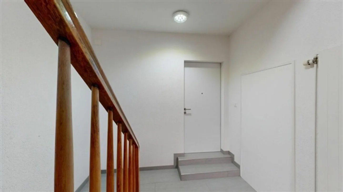 Modern Living with Plenty of Space - 177 m², South Balcony & Generous Seating Area in Müllheim - Photo 11 of 13