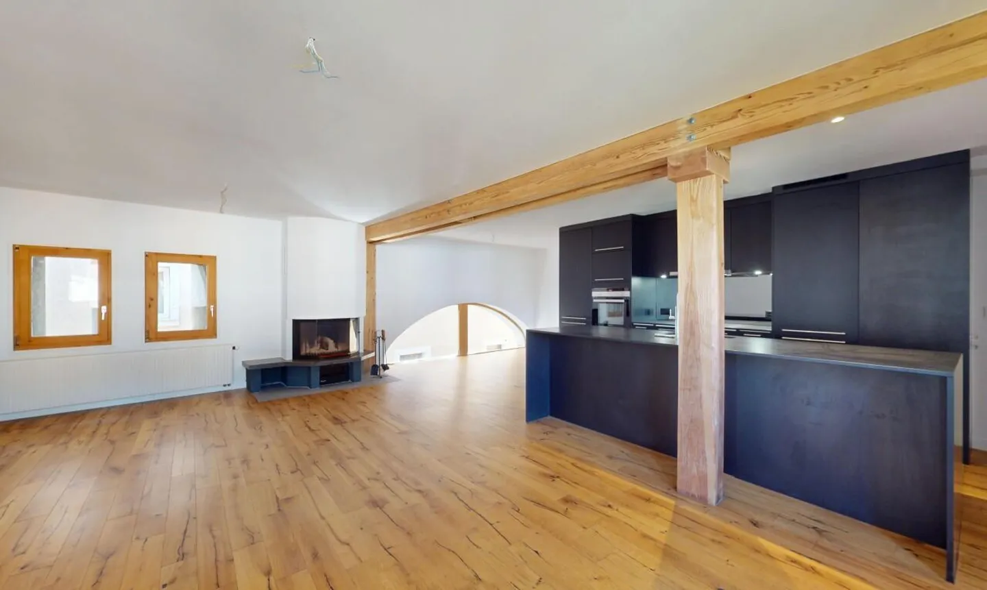 Exklusiv: Triplex-Wohnung mit 5,5 Zimmern und Garage - Foto 1 von 11