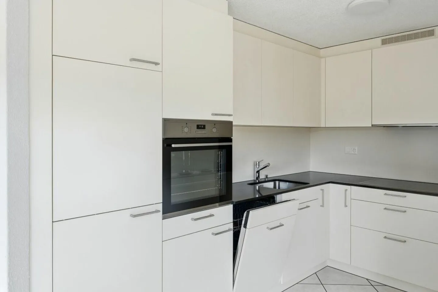 Geräumige Maisonettewohnung - Foto 2 von 15