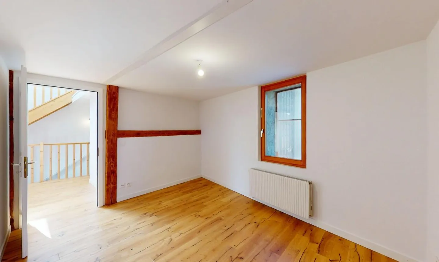 Exklusiv: Triplex-Wohnung mit 5,5 Zimmern und Garage - Foto 10 von 11