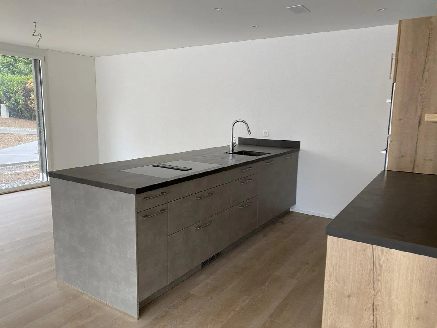 Beautiful 4.5 room apartment in the heart of Frick - Photo 2 of 13