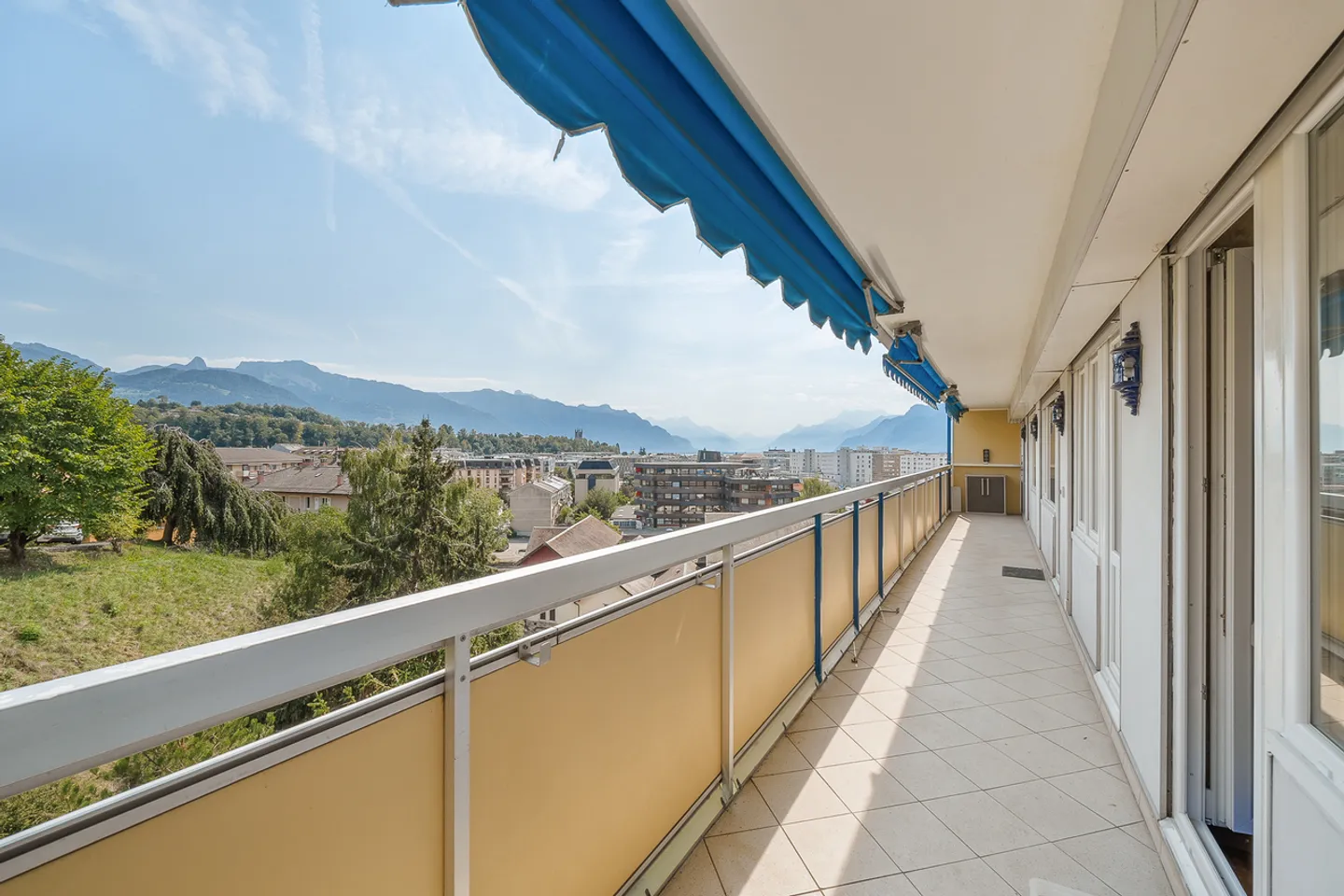 Appartamento 5 locali - Foto 1 di 10