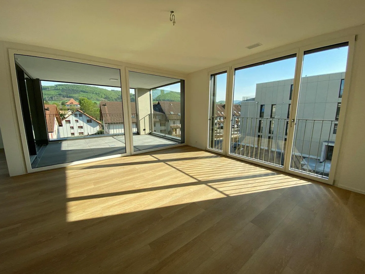 Beautiful 4.5 room apartment in the heart of Frick - Photo 8 of 13