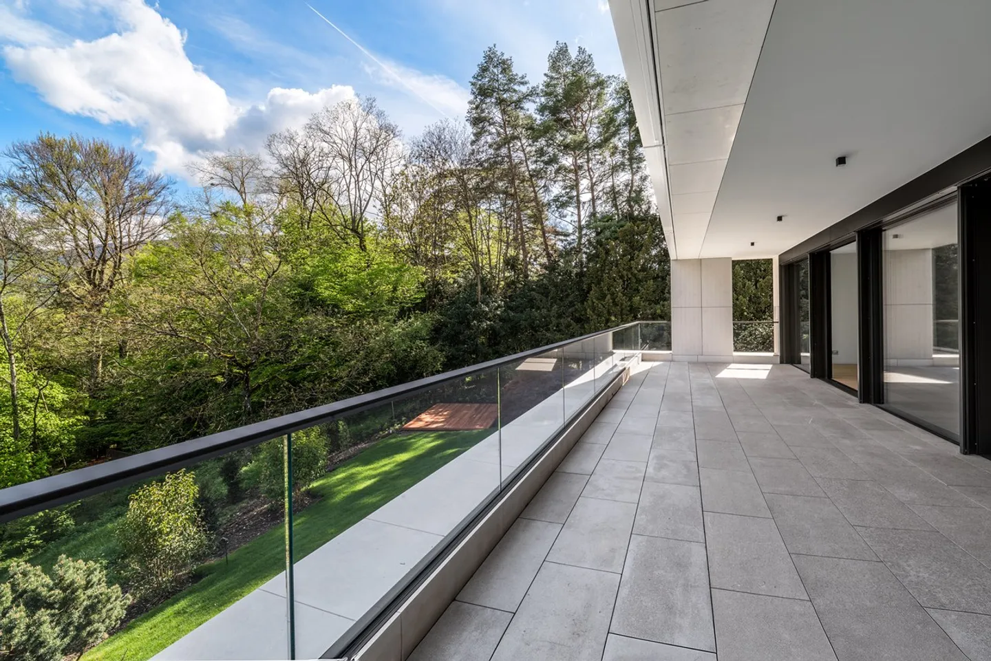 Appartement luxueux dans une résidence exclusive - Photo 10 sur 11