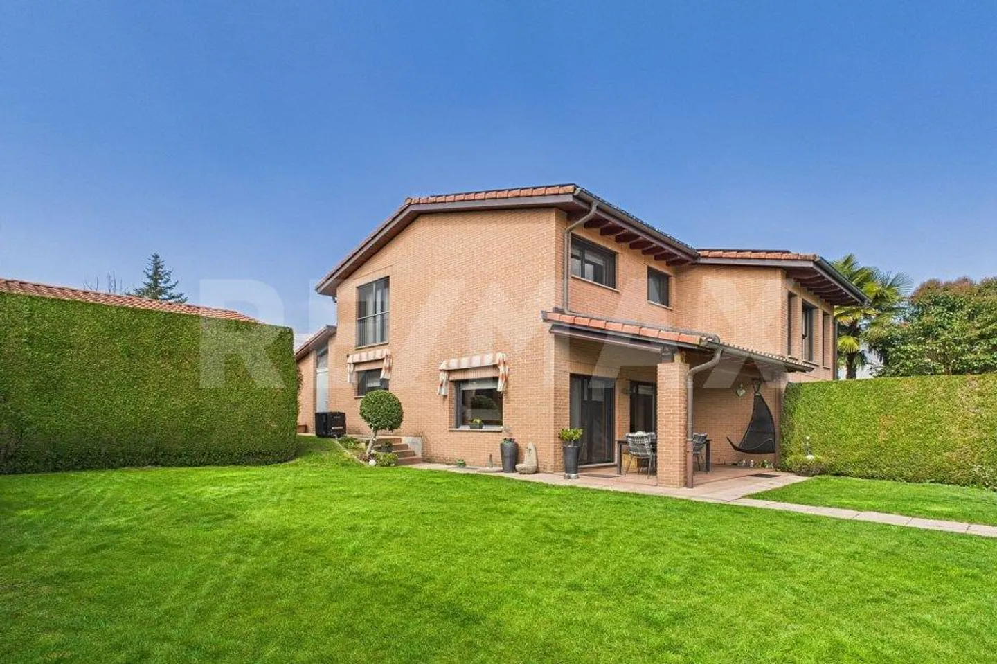 La villa qui sent l'été toute l'année - Photo 5 sur 13