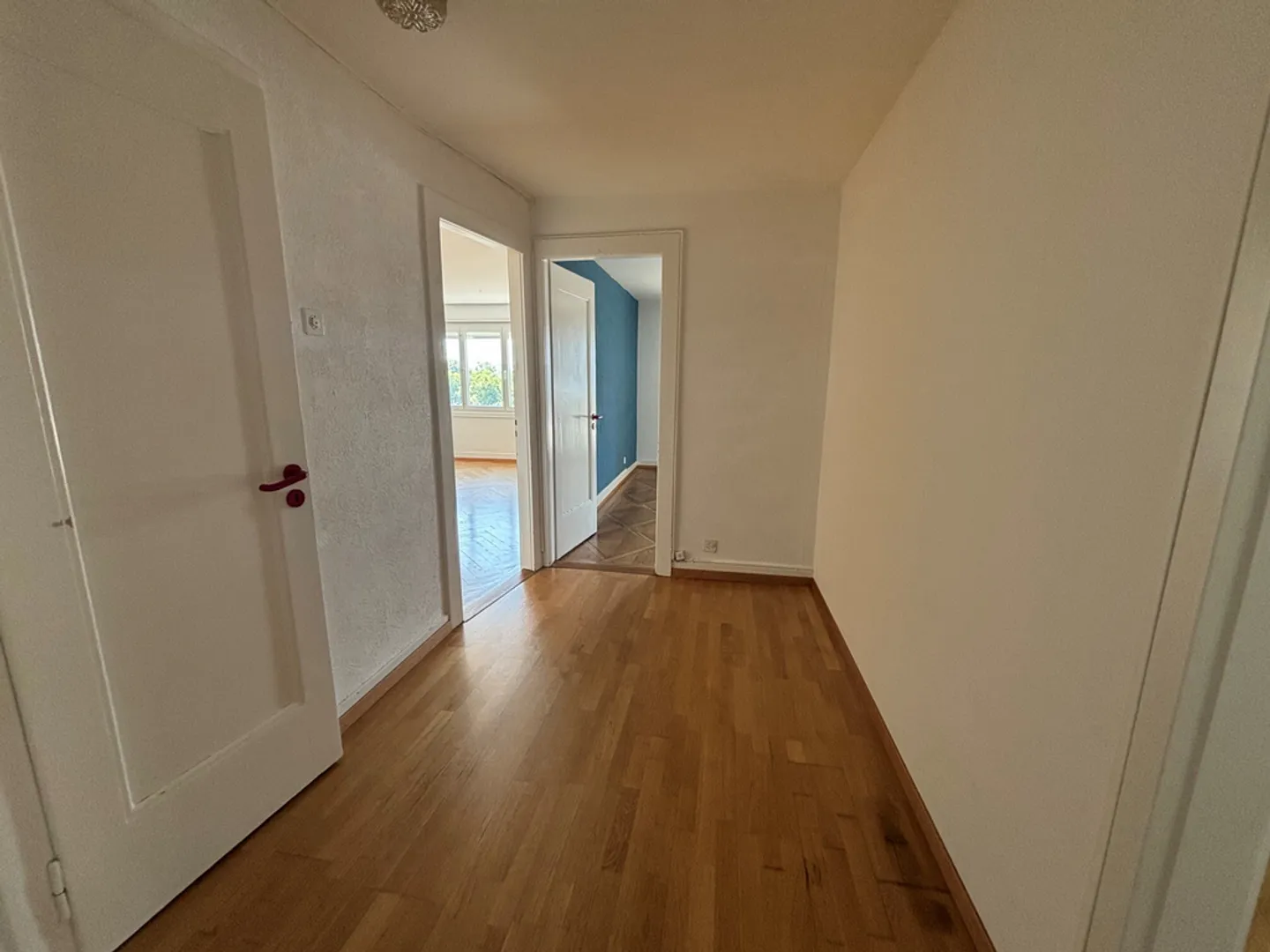 Appartamento di 3,5 locali con vista sul lago - Foto 3 di 8