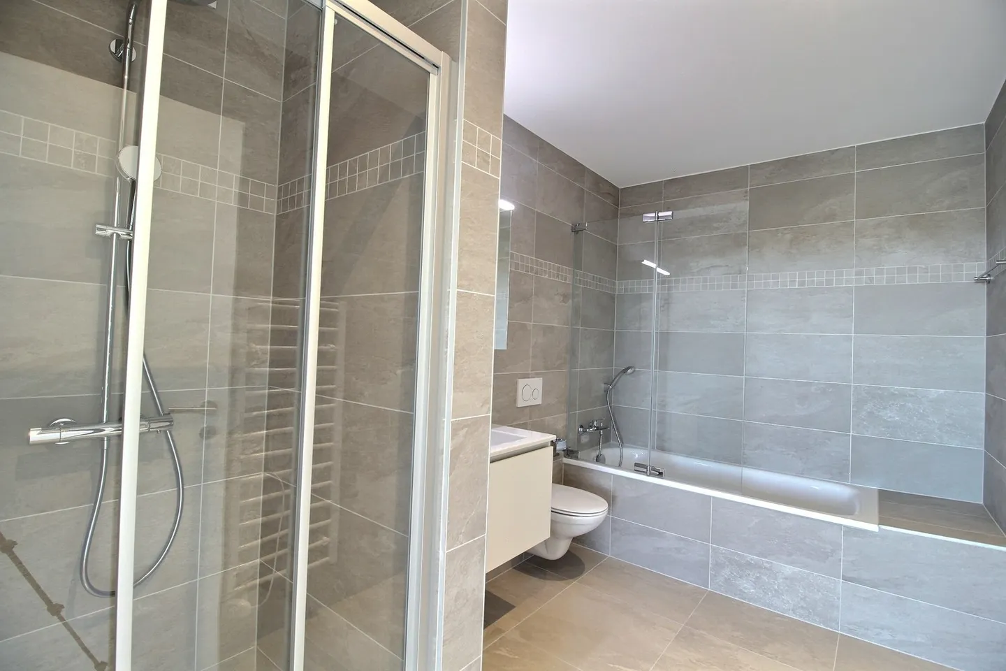 Magnifique 5.5 pièces avec vue imprenable ! - Photo 4 sur 9