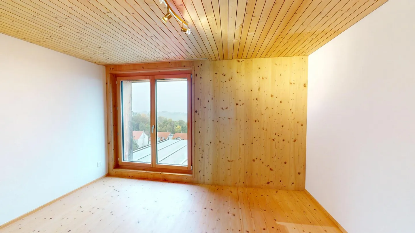 Doppeleinfamilienhaus mit schönem Garten und Seesicht - Foto 11 von 13