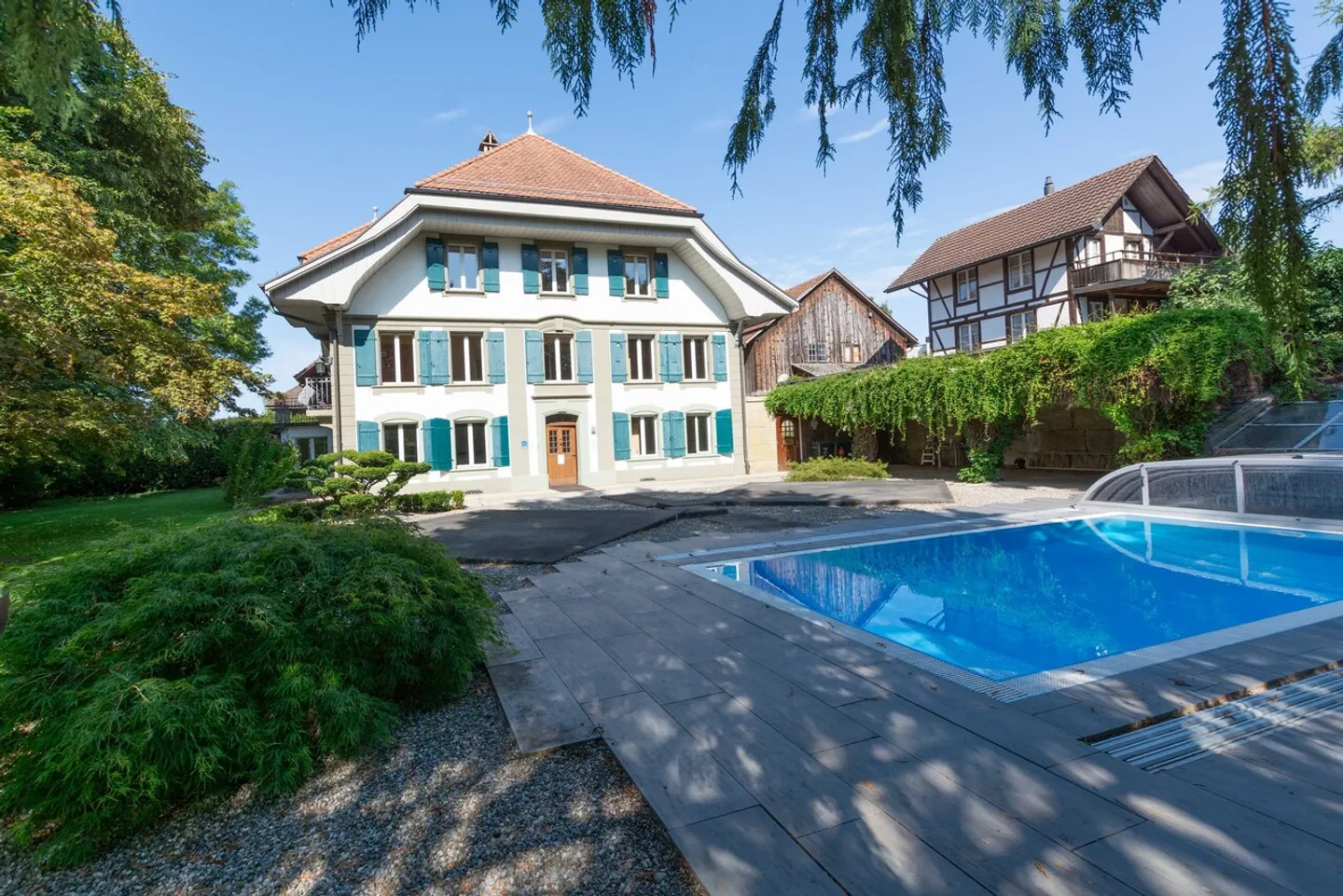 Working in the Park - Photo 3 of 7