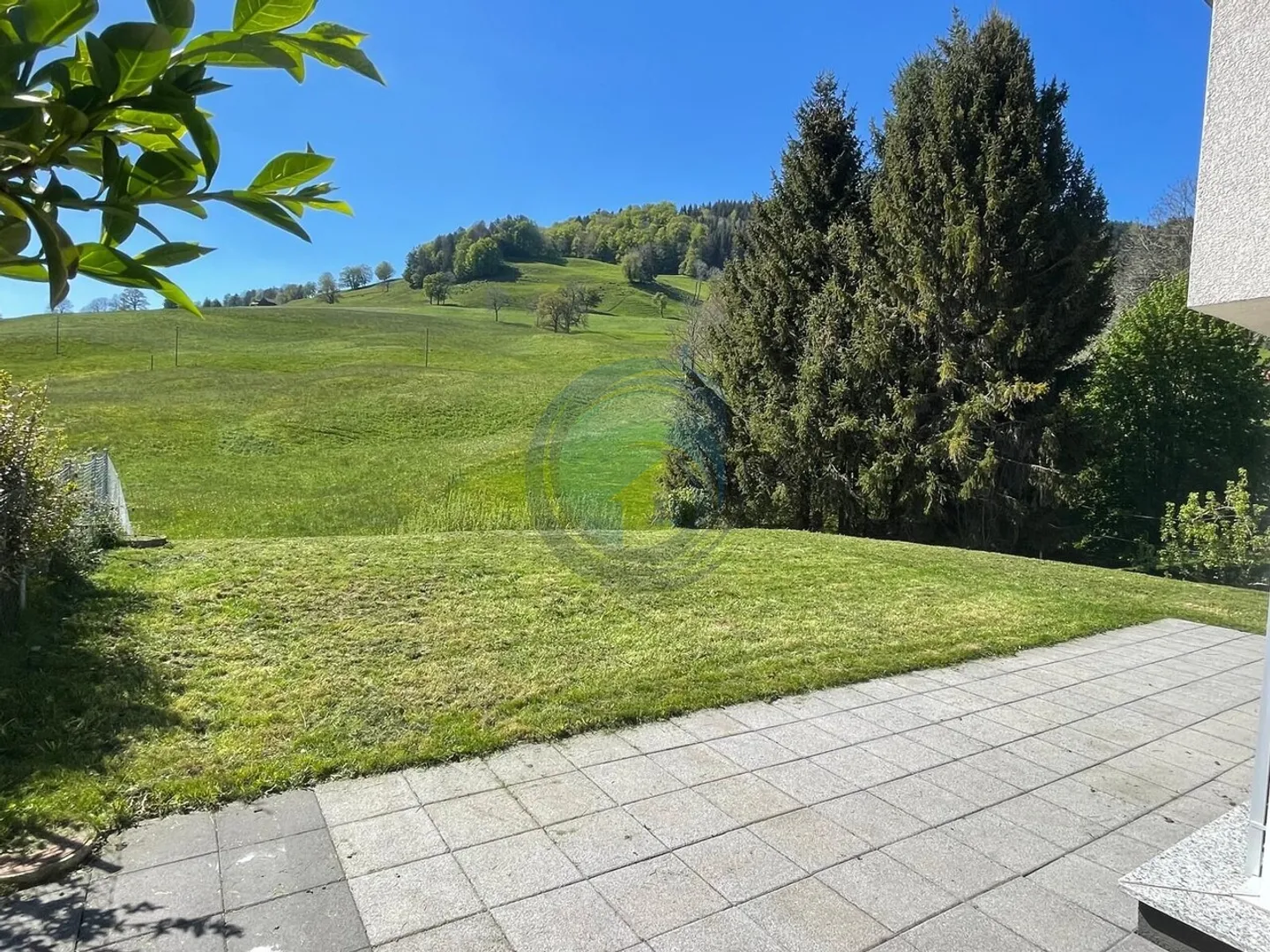 MAGNIFICA VILLA CONTEMPORANEA DI 5.5 LOCALI A LA ROCHE - Foto 2 di 15