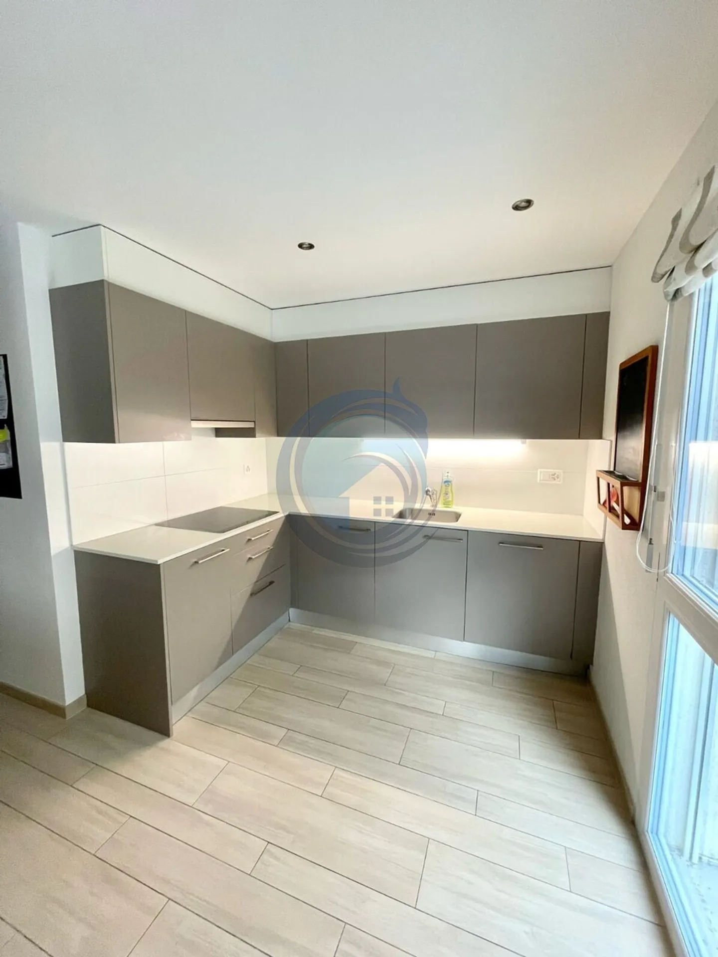 MAGNIFICA VILLA CONTEMPORANEA DI 5.5 LOCALI A LA ROCHE - Foto 6 di 15