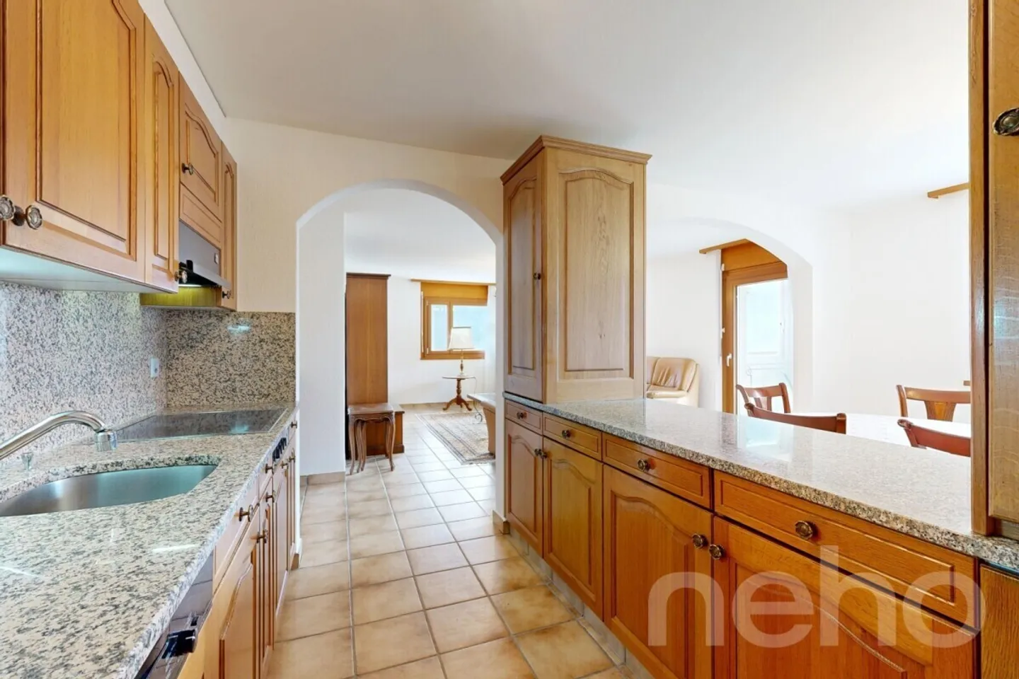 Esclusivo: Luminoso appartamento con 3 camere da letto - Foto 9 di 12