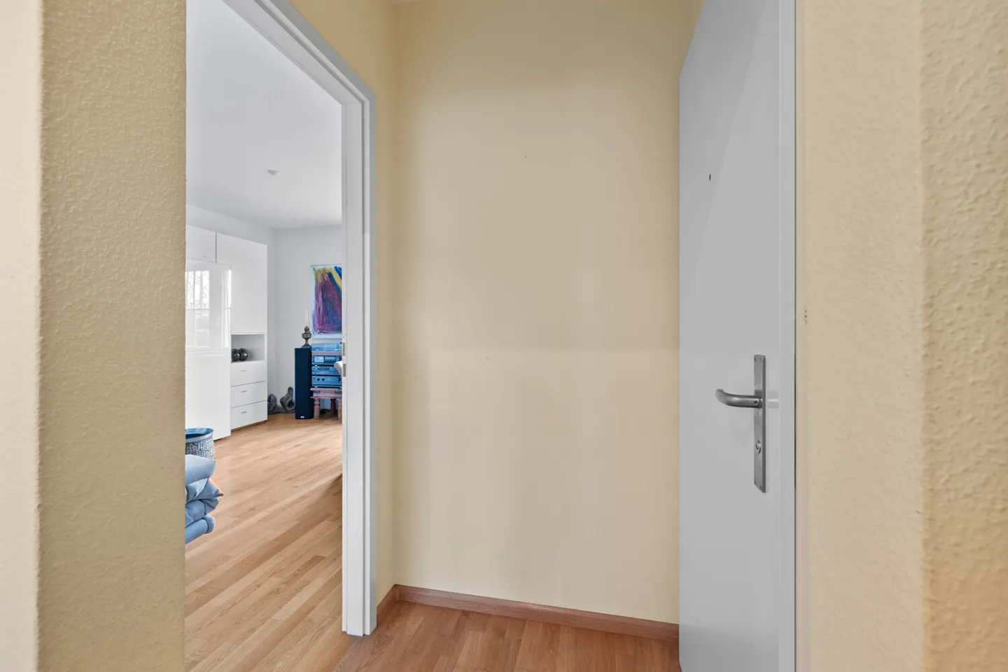 Investor sought - 5-room apartment in Basel. - Photo 3 of 13
