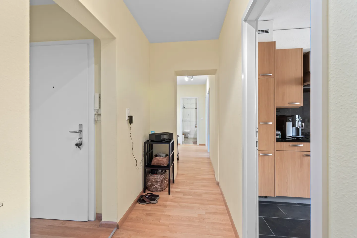 Investor sought - 5-room apartment in Basel. - Photo 4 of 13