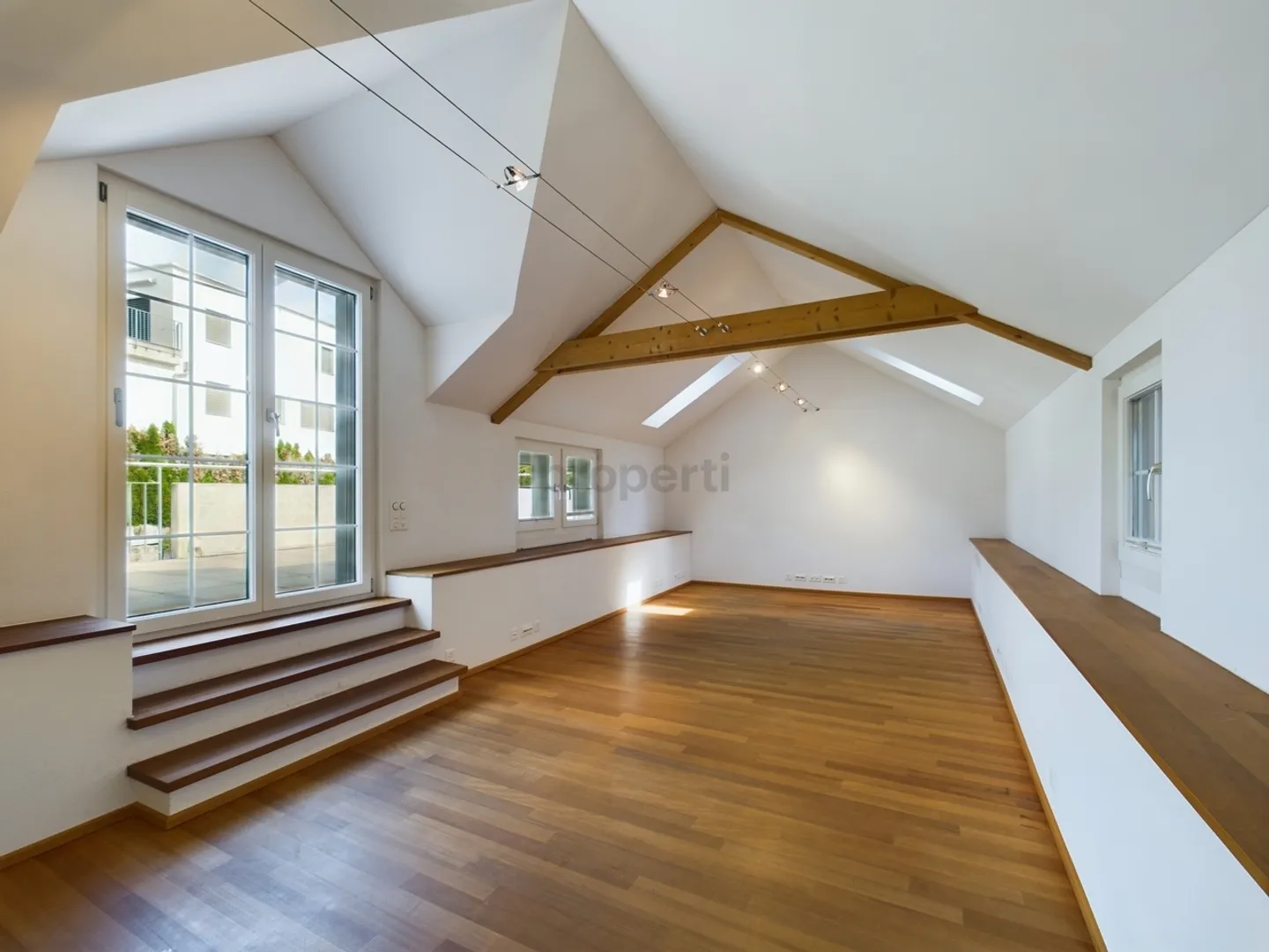 Charmante Wohnung mit Terrasse - Foto 1 von 12