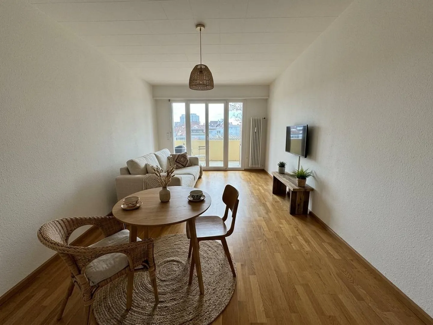 Beautiful and cozy apartment in a quiet location - Photo 6 of 10