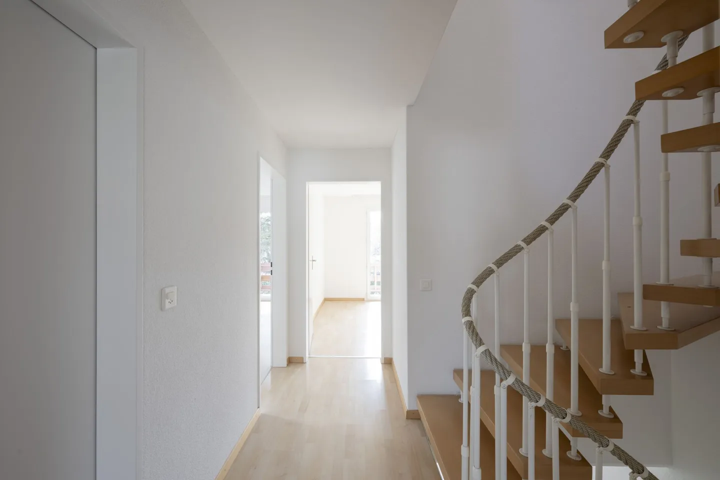 Semi-Detached Family House with Beautiful Garden in a Quiet Neighborhood - Photo 6 of 21