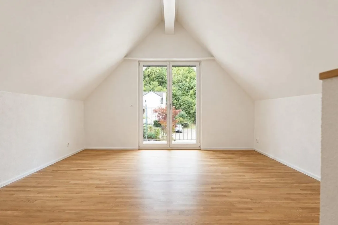 Appartamento duplex moderno di 2,5 stanze - Foto 3 di 5