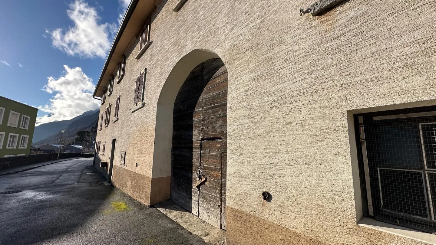 Edificio da affittare a Vouvry - Foto 1 di 11