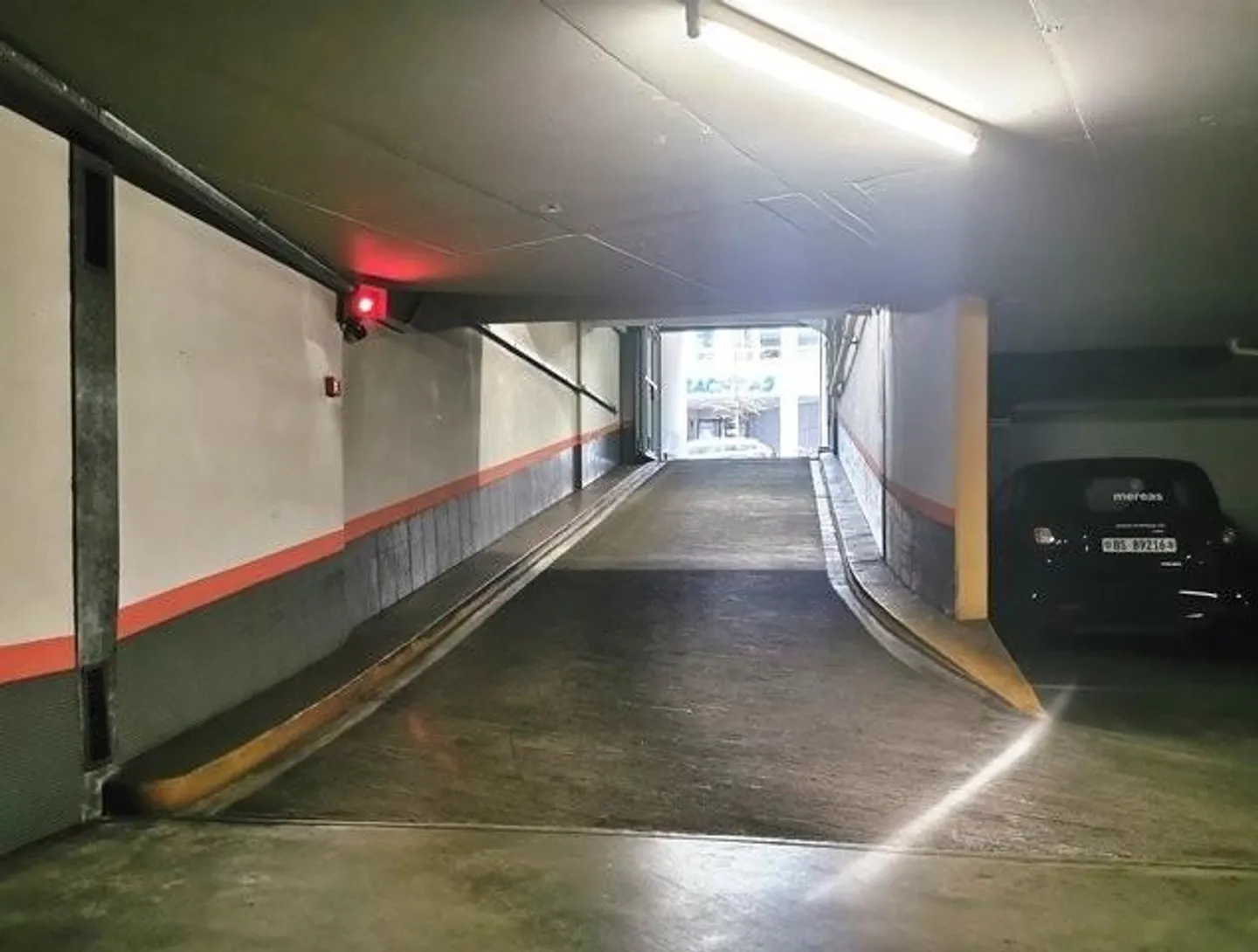 Espace de stationnement dans le quartier de Birsig - Photo 4 sur 6