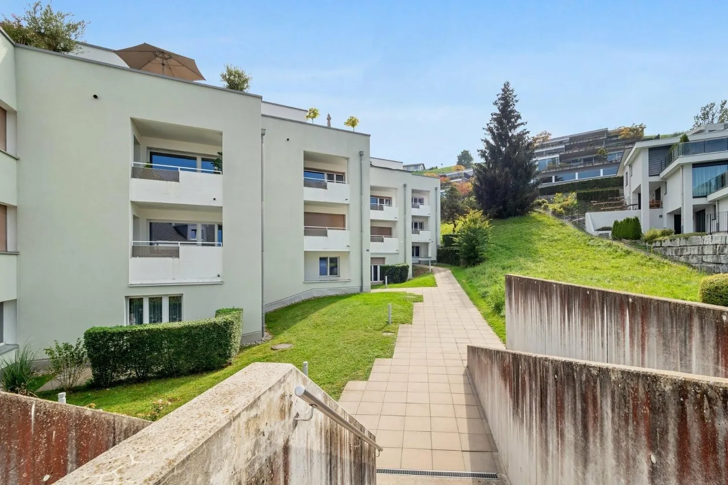Parking space in Schindellegi - practical & well located - Photo 1 of 1